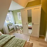 Kleine, Gemuetliche Dachwohnung Mit Viel Charme Apartament