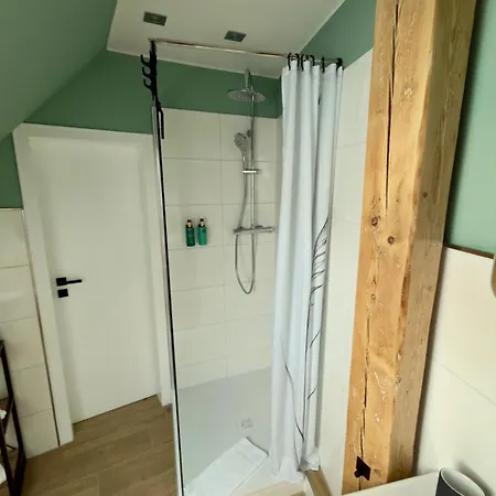 Kleine, Gemuetliche Dachwohnung Mit Viel Charme 아파트 뷔케부르크